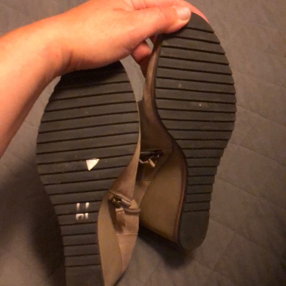 Booties - Picture 6 of 7